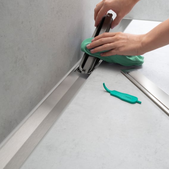 hansgrohe RainDrain Flex Abdeckung für Duschrinne kürzbar, mit Wandanbindung, weiß matt