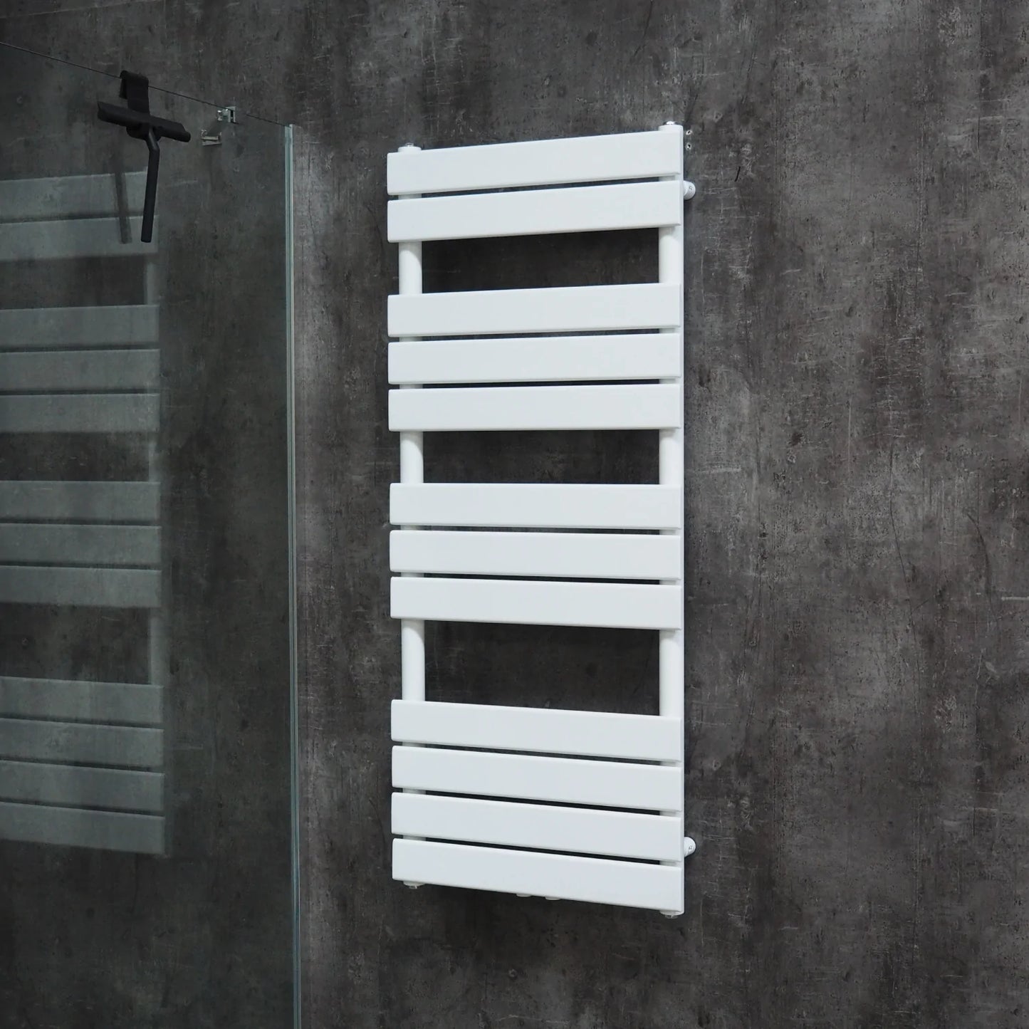 Radiateur de salle de bain design WN avec raccordement central et raccordement latéral blanc