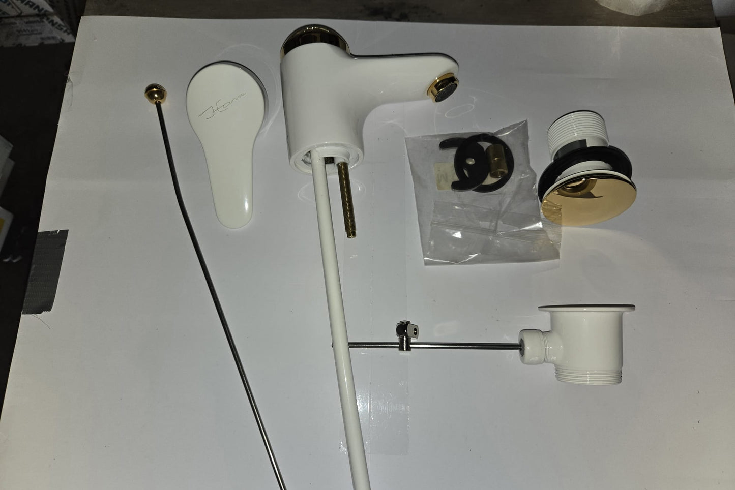 Hansa HANSARONDA XS Waschtischbatterie 03072100 Weiß/Gold